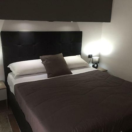 Mb95 - Mezzocannone Luxurious Bed&Breakfast Neapel Exterior foto