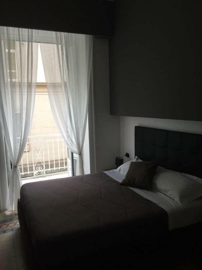 Mb95 - Mezzocannone Luxurious Bed&Breakfast Neapel Exterior foto