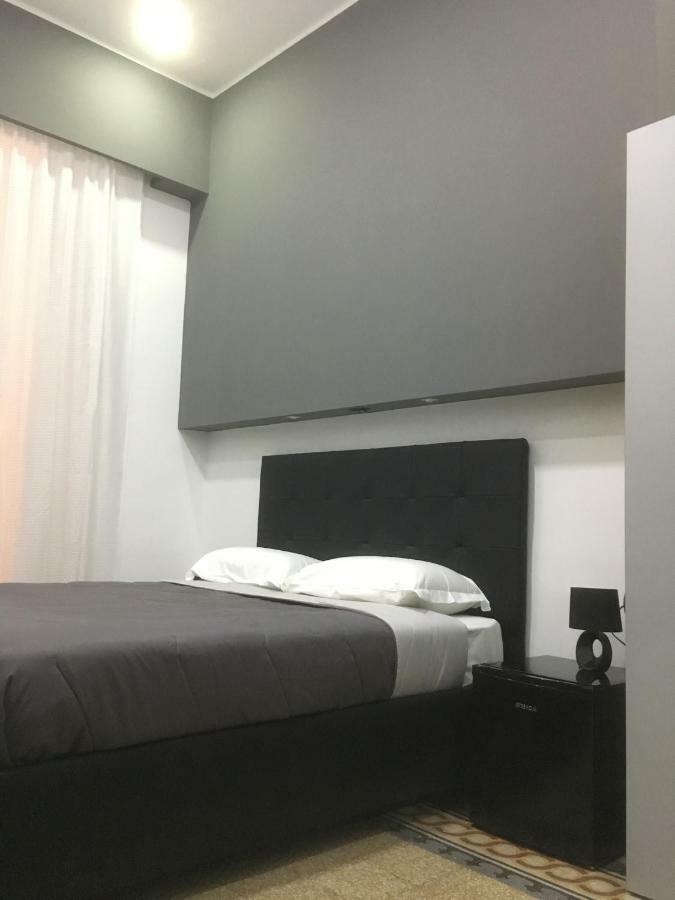 Mb95 - Mezzocannone Luxurious Bed&Breakfast Neapel Exterior foto